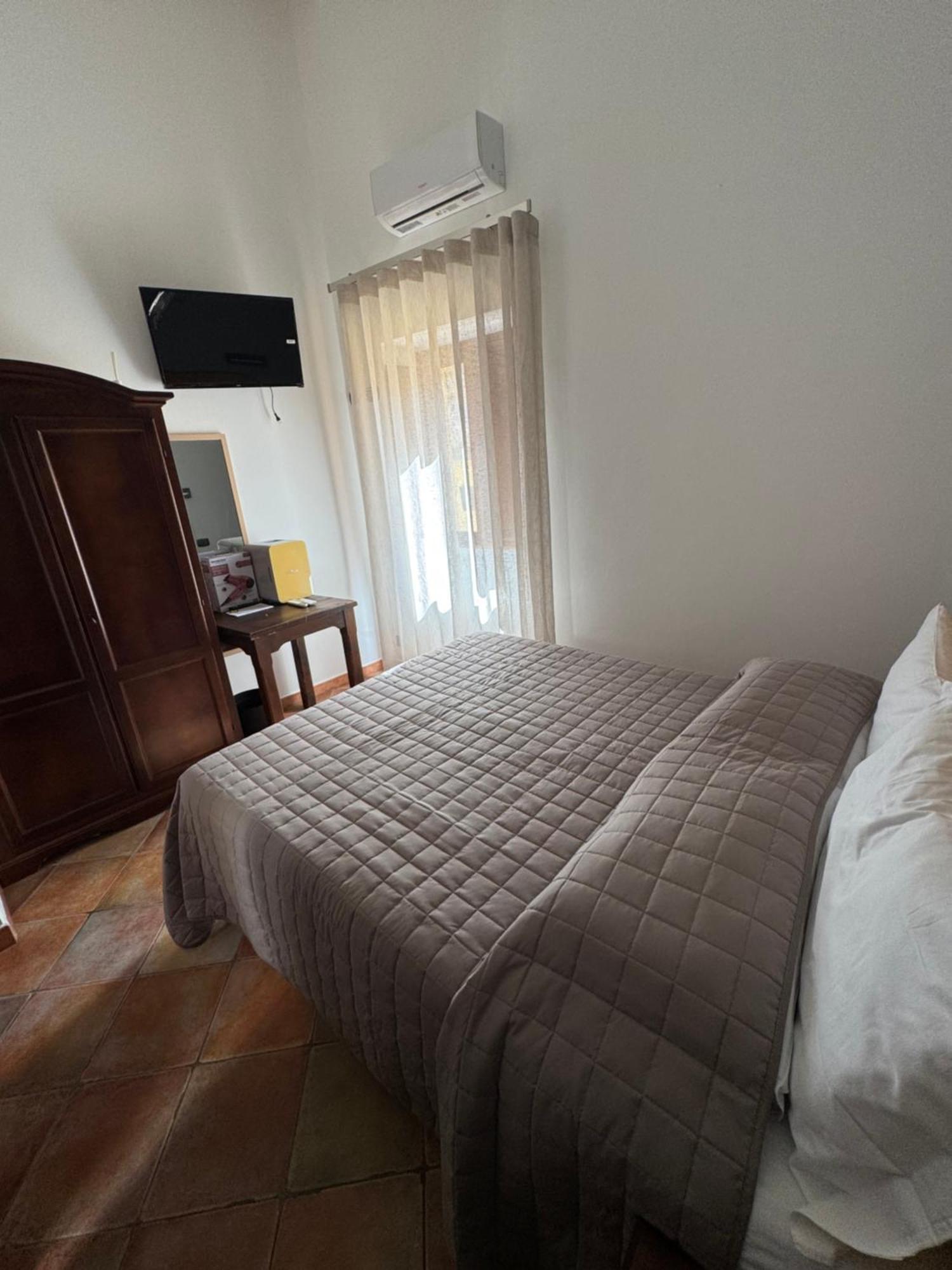 Le Scalette Del Centro Hotel อากริเจนโต ภายนอก รูปภาพ