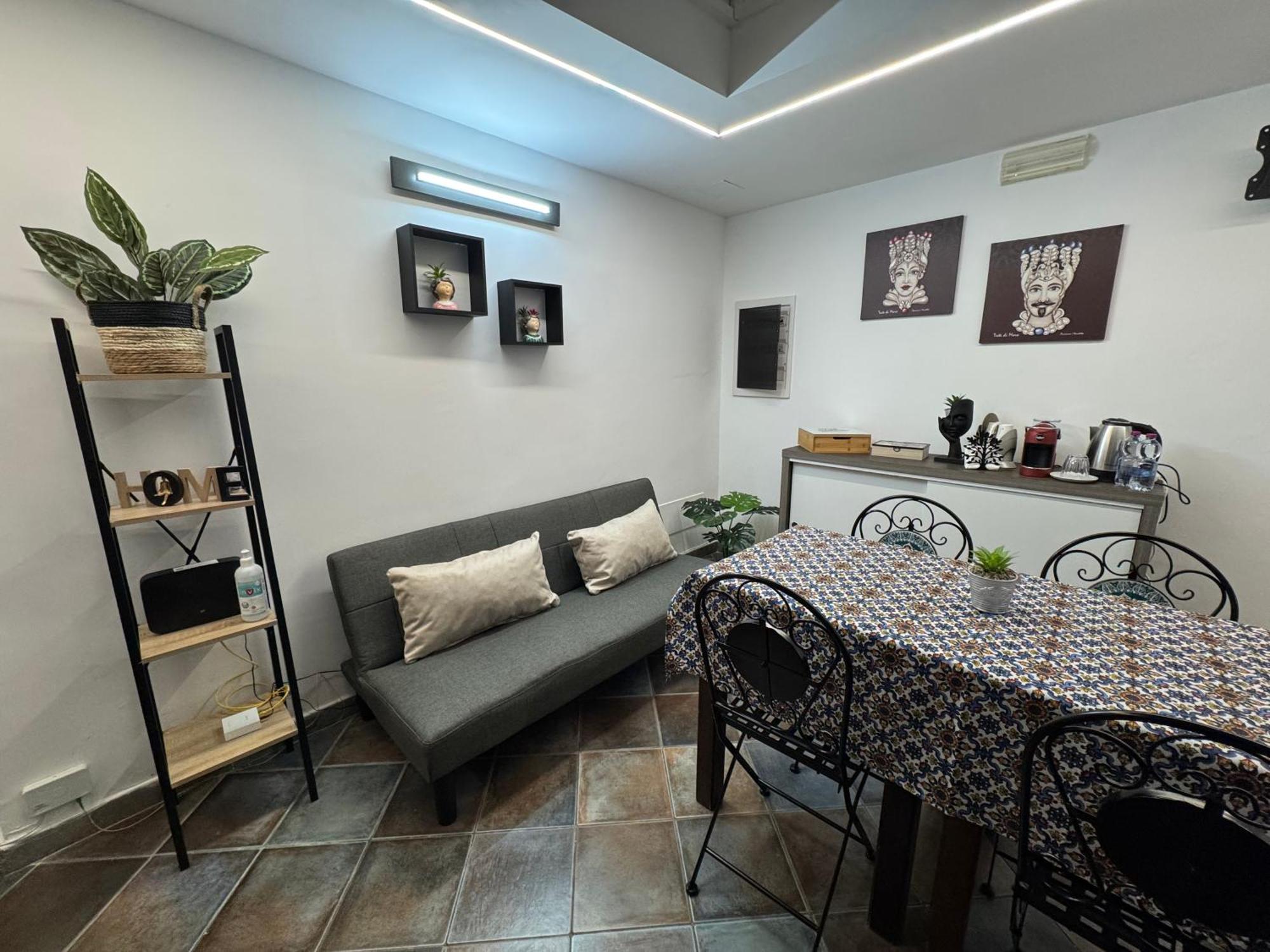 Le Scalette Del Centro Hotel อากริเจนโต ภายนอก รูปภาพ